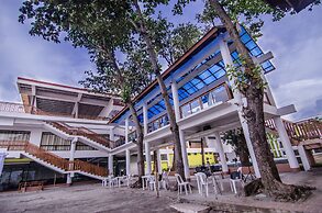 Apple Tree Resort and Hotel