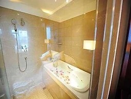 Ramada Pingtan Hotel