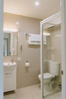 429 Apartments and Suites