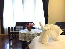 SSIP Boutique Dhevej Bangkok