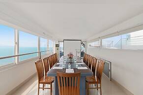 Blue Pearl Hotel