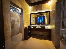 Villa Borobudur Resort