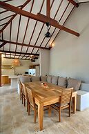 Kelapa Villas