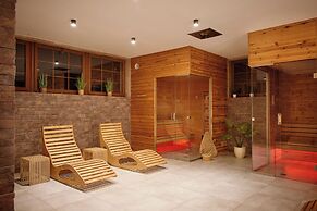 Artis Hotel & Spa