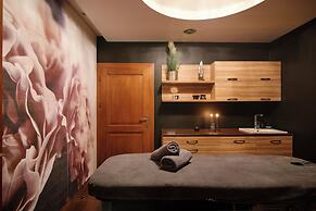 Artis Hotel & Spa