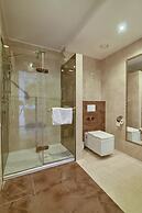 Artis Hotel & Spa