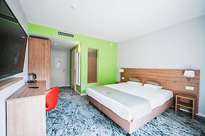 Utopia Hotel