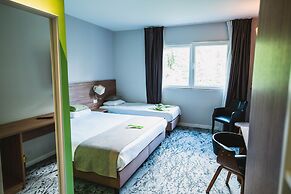 Utopia Hotel