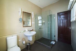 Maru Maru Hotel