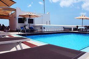 Maru Maru Hotel