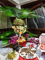 Maru Maru Hotel