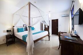 Maru Maru Hotel