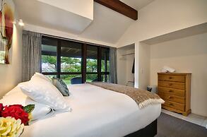 Balmoral Lodge