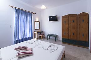 Mediterranean Hotel & Apartments