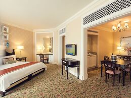 The Boardwalk Hotel
