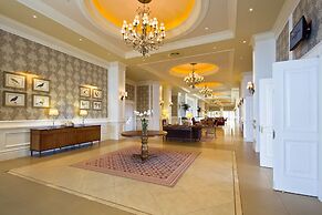 The Boardwalk Hotel