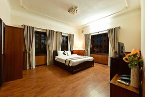 Bach Dang Hoi An Hotel