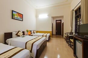 Bach Dang Hoi An Hotel