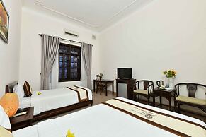 Bach Dang Hoi An Hotel