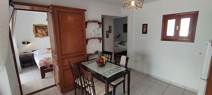 Kapetanos Rooms