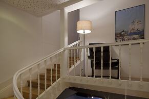 Cale Guest House