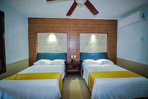 Hotel  Maioris La Paz