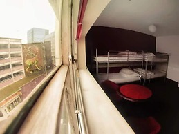 Rock n Bowl Hostel