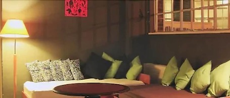 Rock n Bowl Hostel