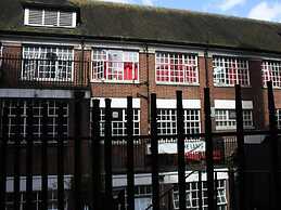 Rock n Bowl Hostel