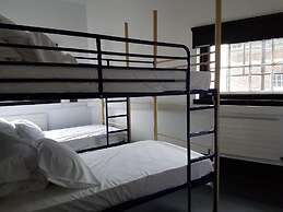 Rock n Bowl Hostel