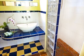 Villa Mozart y Macondo