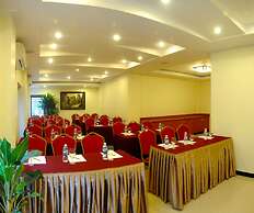 V N E Hotel