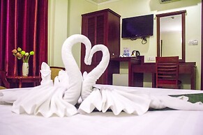 V N E Hotel
