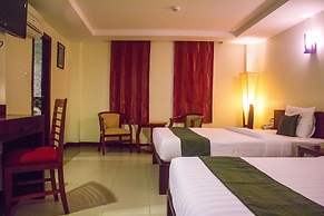 V N E Hotel