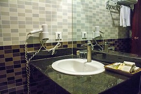 V N E Hotel