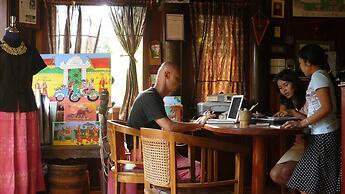 Terres Rouges Lodge