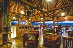 Terres Rouges Lodge