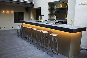 Downtown Beds - Hostel