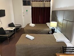 Tollgate Motel