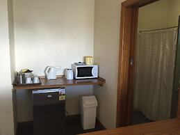 Tollgate Motel