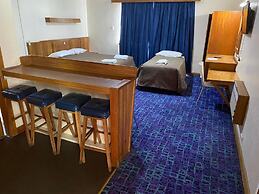 Tollgate Motel