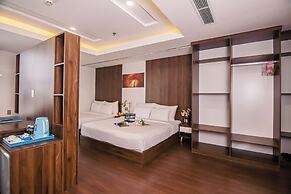 Gold Central Hotel by Haviland