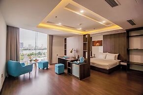 Gold Central Hotel by Haviland