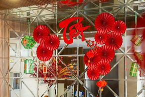 Gold Central Hotel by Haviland