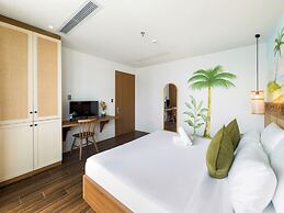 Gold Central Hotel by Haviland