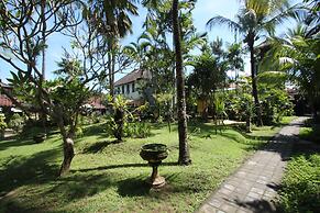 Bakung Beach Resort