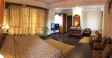Nirvana Garden Hotel
