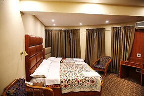 Hotel Centre Point