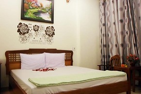 Lucky House Hotel