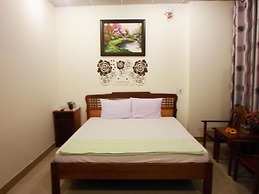 Lucky House Hotel